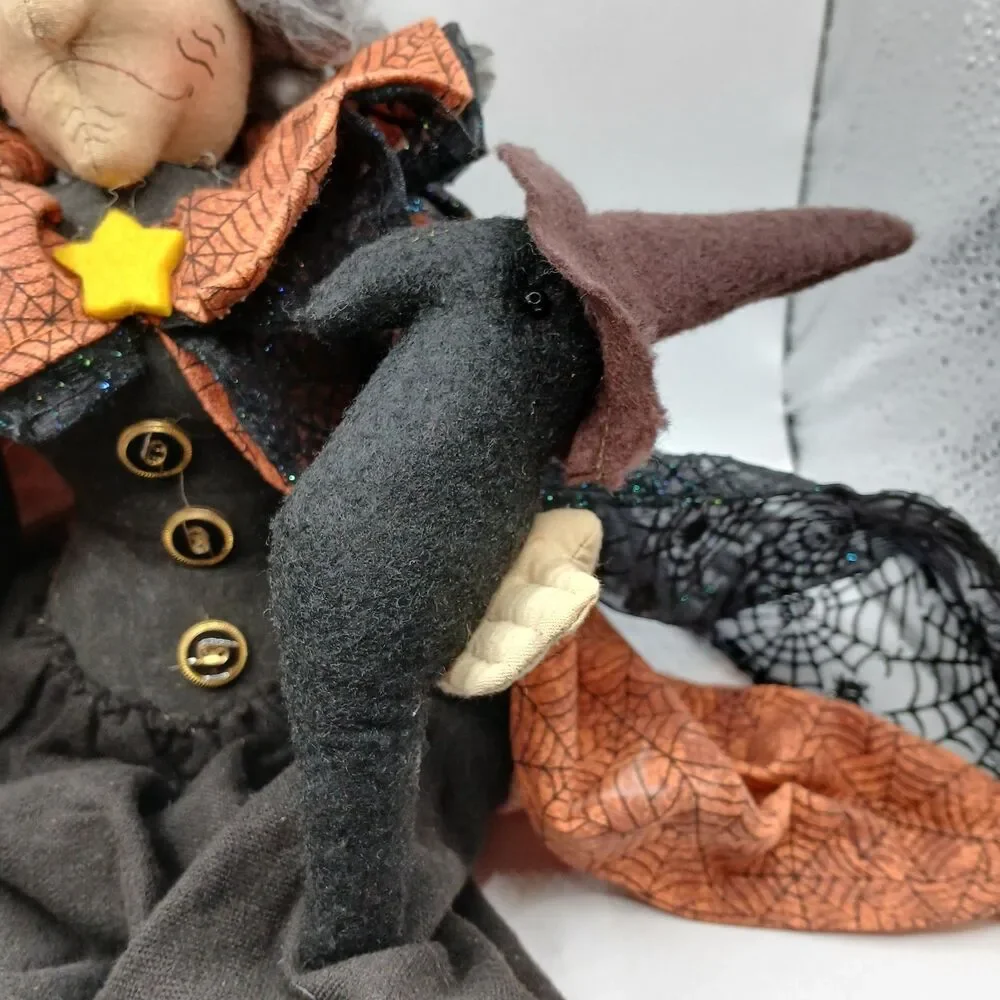 Vintage Halloween Witch Doll with Pet Bird Shelf Sitter Folk Art Style 18